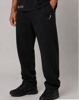 Relaxed Pant — Black
