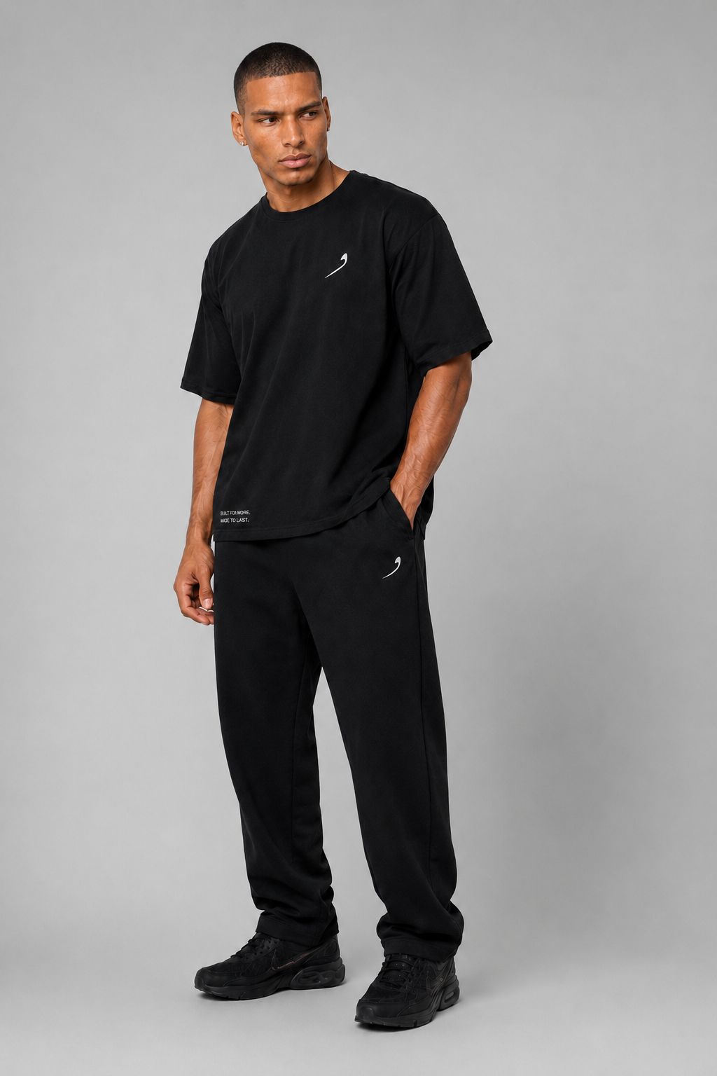 OQOVO Relaxed Pant styled with the Oversized Tee — full look